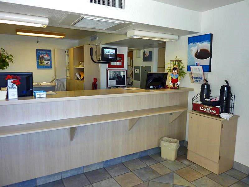 Motel 6 เวลส์ ภายใน รูปภาพ
